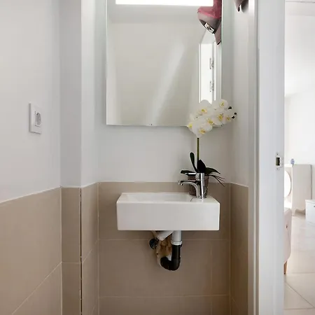 Zahara Rompeolas 31 Holiday home *