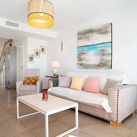 Zahara Rompeolas 31 Holiday home